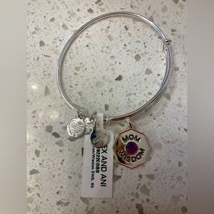 NWT Alex and Ani Mom Wisdom Bracelet